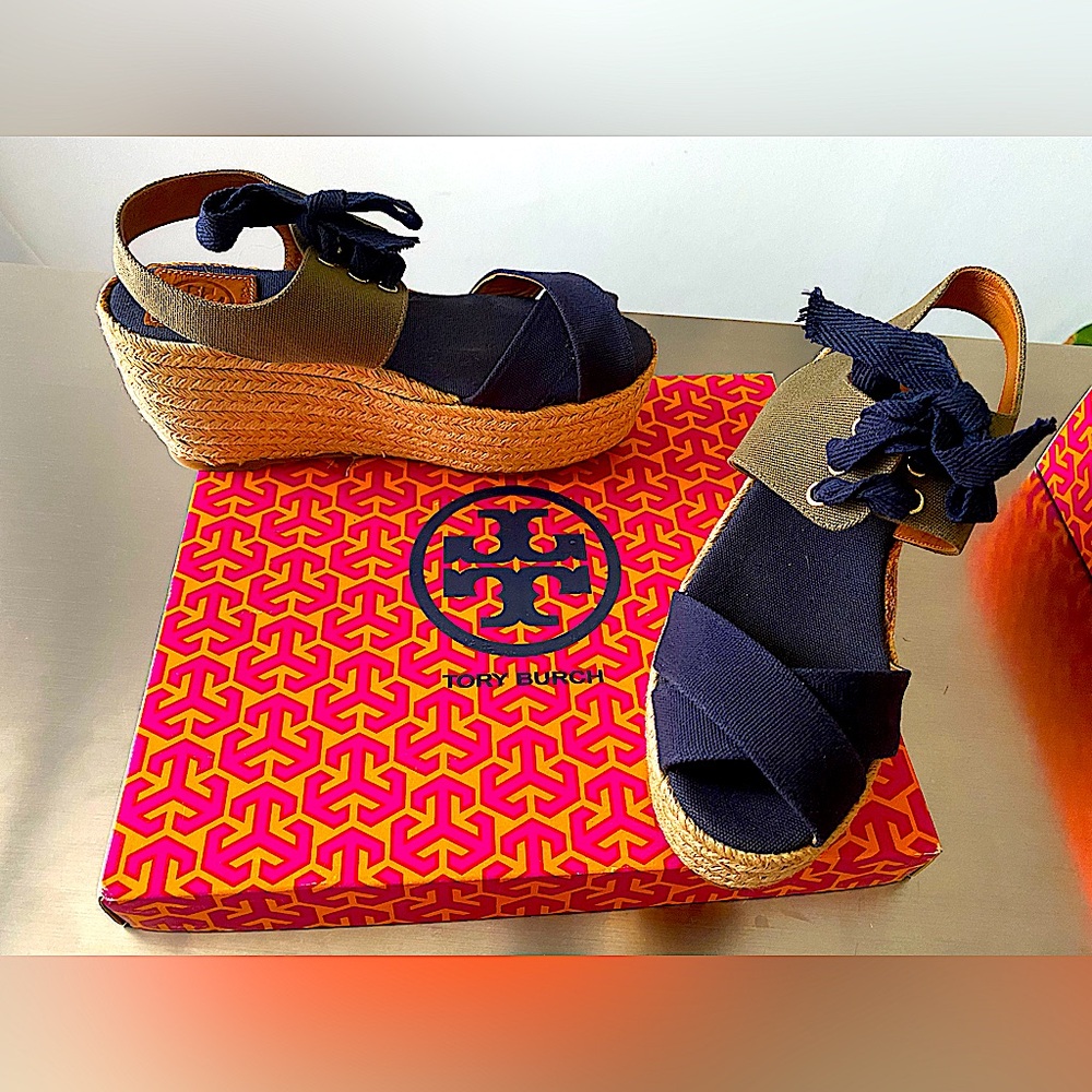 TORY BURCH PLATFORM, NEW, SIZE 8 ESPADRILLE SHOES